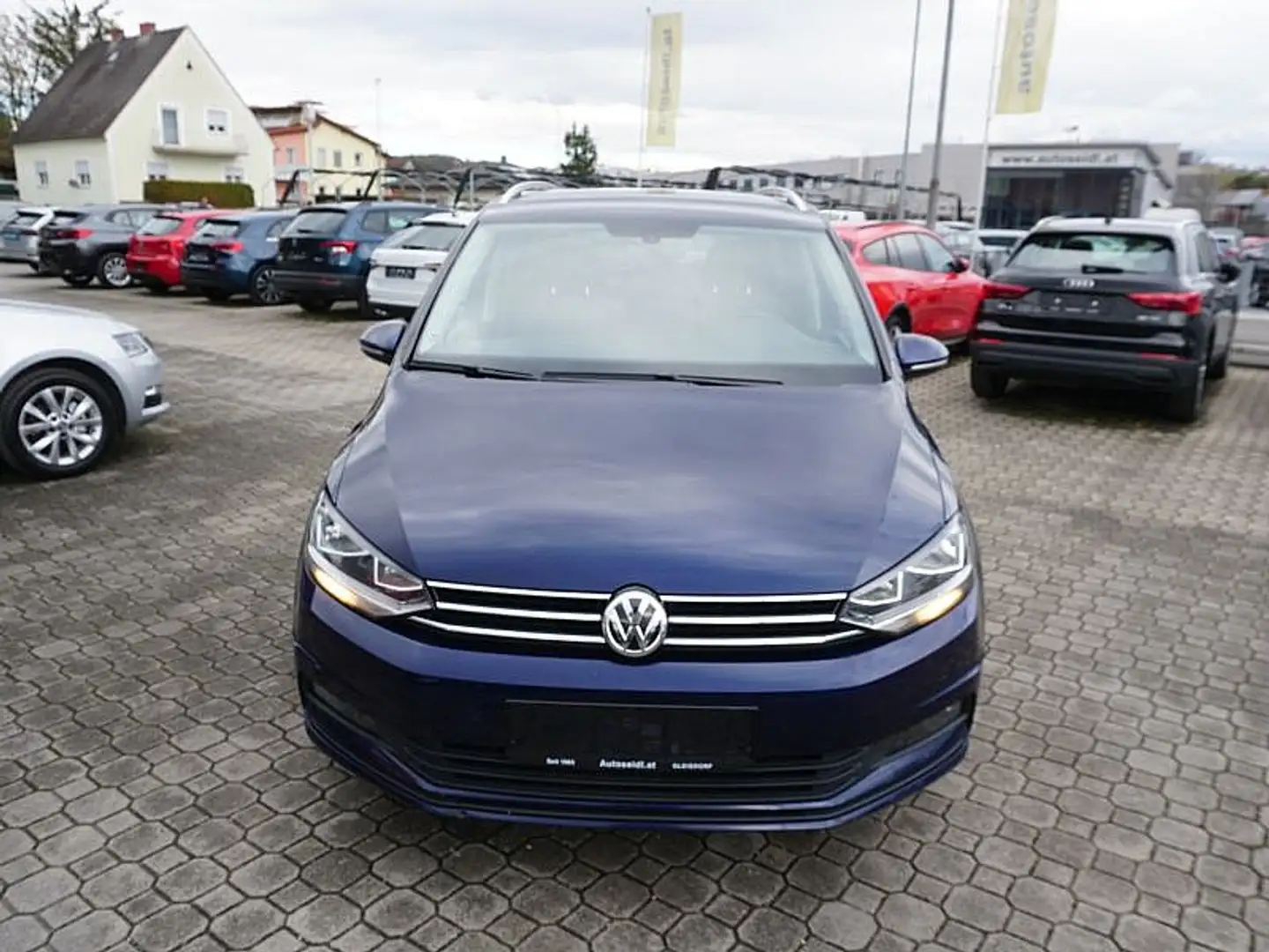 Volkswagen Touran Comfortline 2,0 SCR TDI *NAVI+ACC+KAMERA* Blau - 2