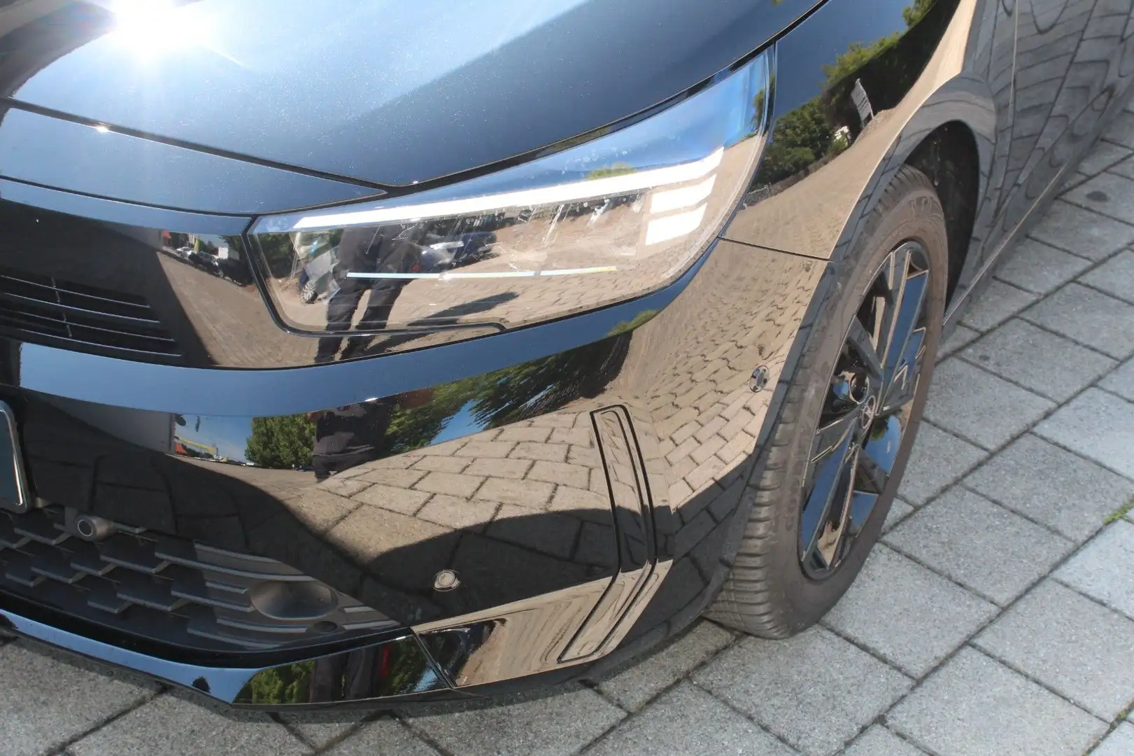 Opel Corsa CORSA F  ~SITZHEIZUNG ~KAMERA~DAB+ TOTWINKEL Schwarz - 2