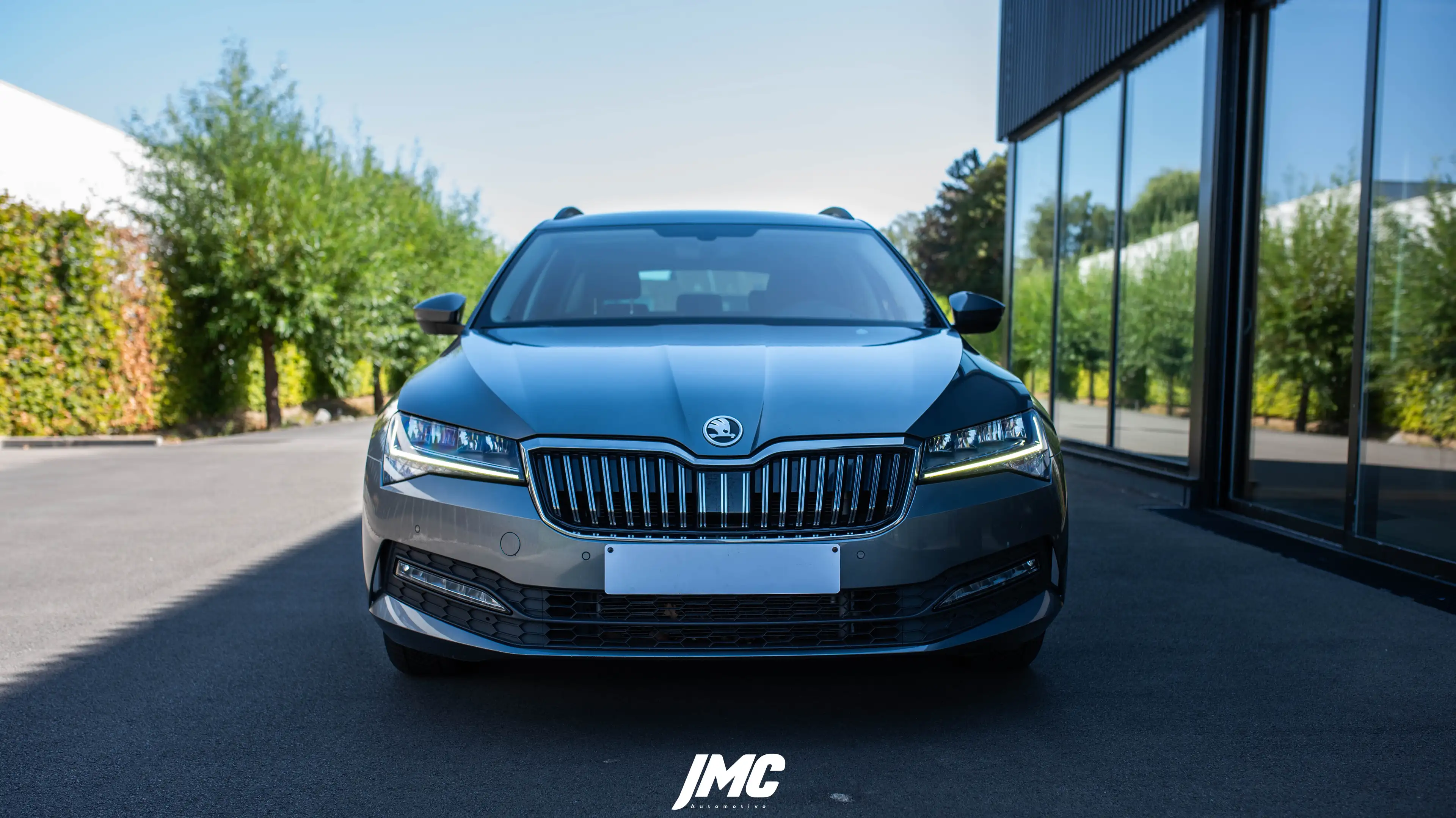 Skoda Superb Superb Combi 2.0 CR TDi Ambition DSG — photo 6