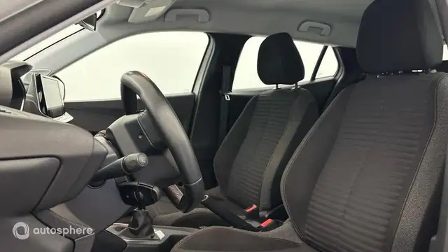Peugeot 2008 view 12