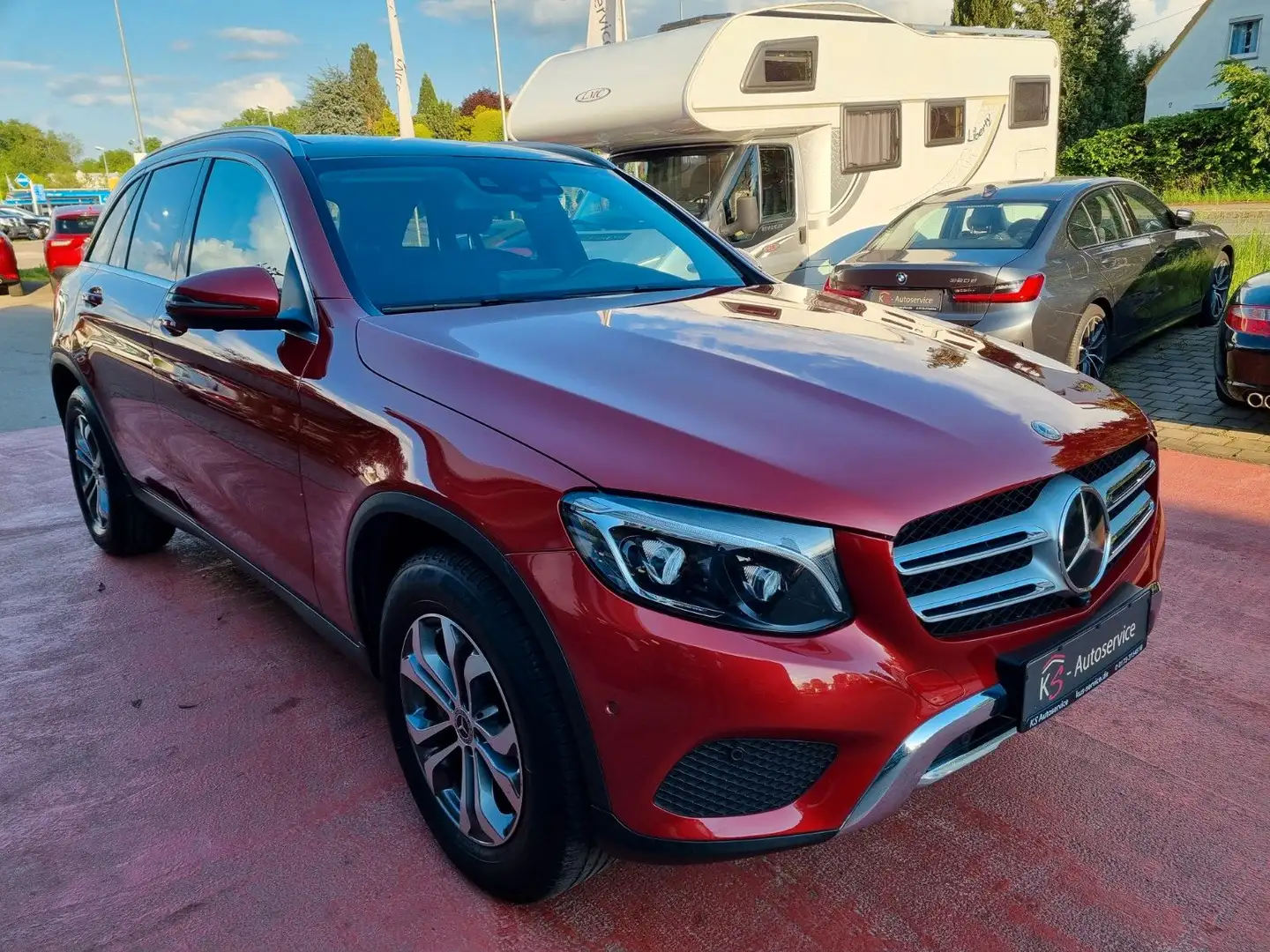 Mercedes-Benz GLC 220 d 4Matic- Panaroma-Standheizung-Head -Up Rosso - 1
