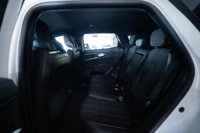 Renault Austral view 7