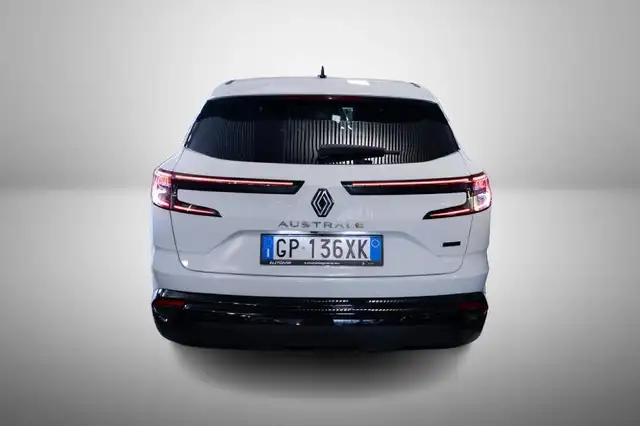 Renault Austral view 5