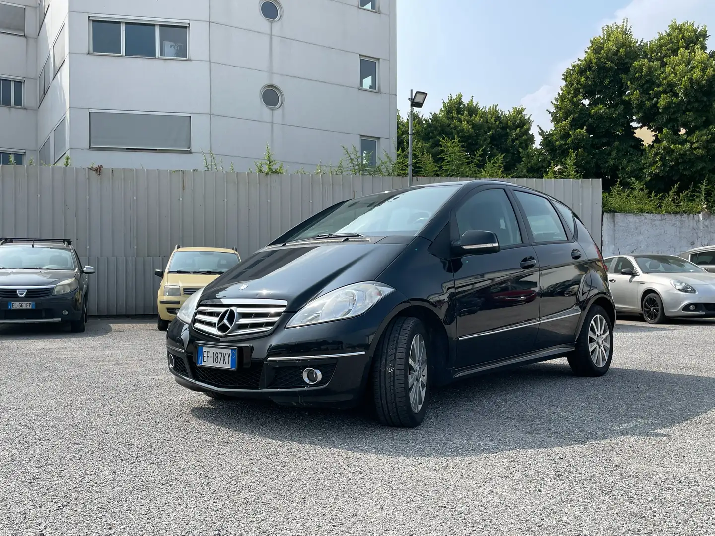 Mercedes-Benz A 180 cdi 2.0 Premium 109CV Nero - 2