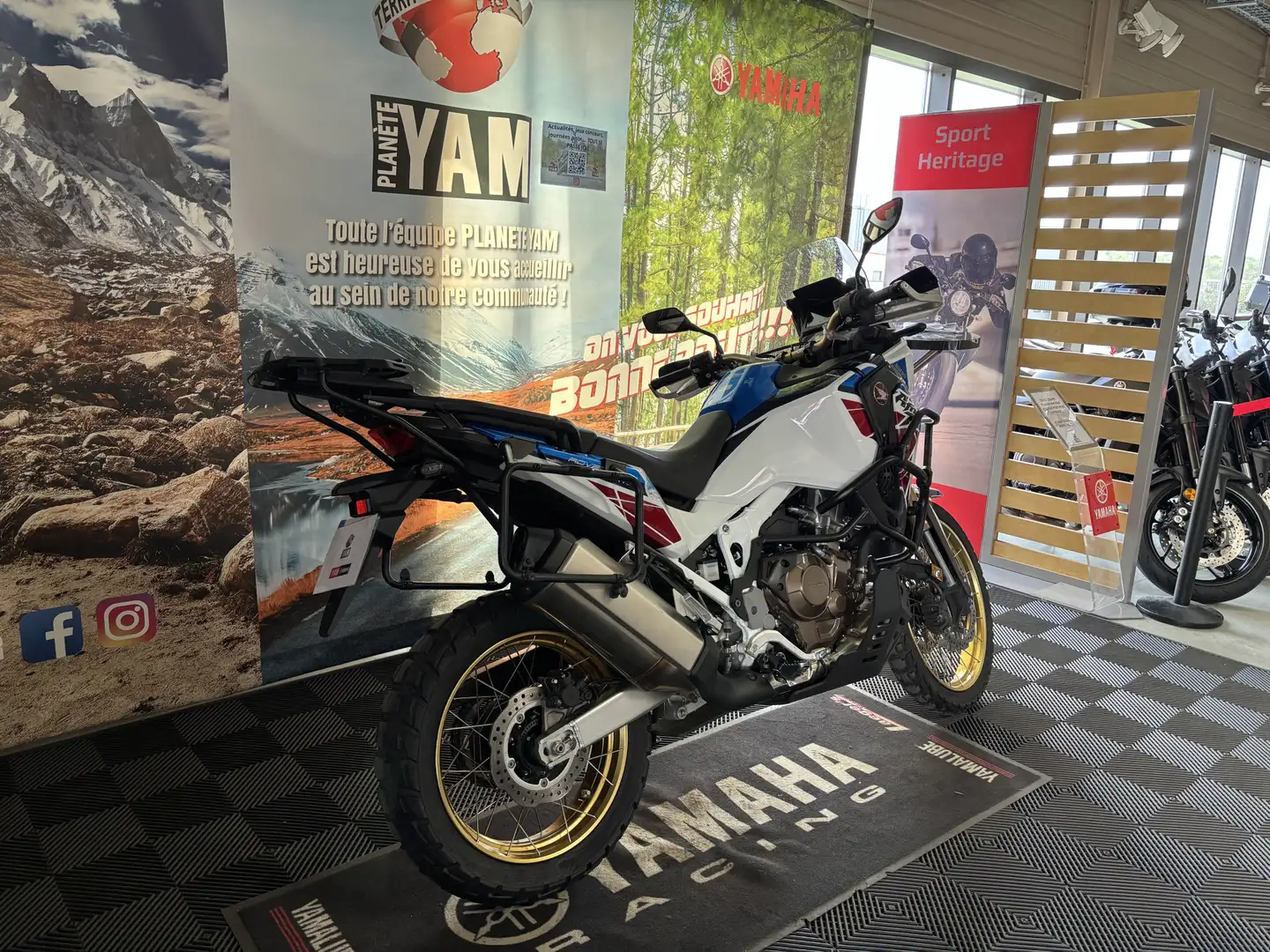 Honda CRF 1000 Wit - 2
