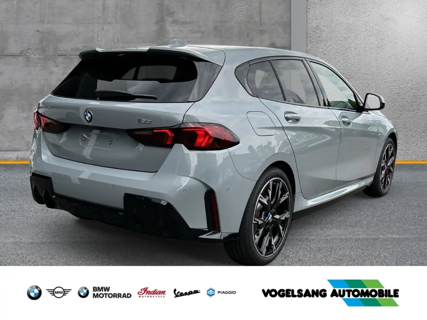 BMW 123 i XDRIVE Sportpaket HUD AD AHK-abnehmbar Navi Digi Šedá - 2