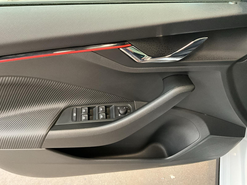 Skoda Scala Monte-Carlo+BVM+Led+Navi — photo 10