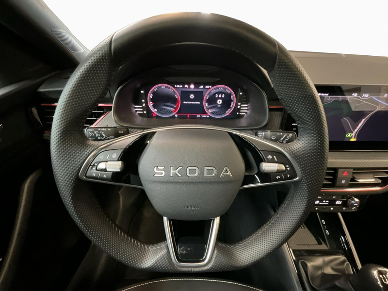 Skoda Scala Monte-Carlo+BVM+Led+Navi — photo 12