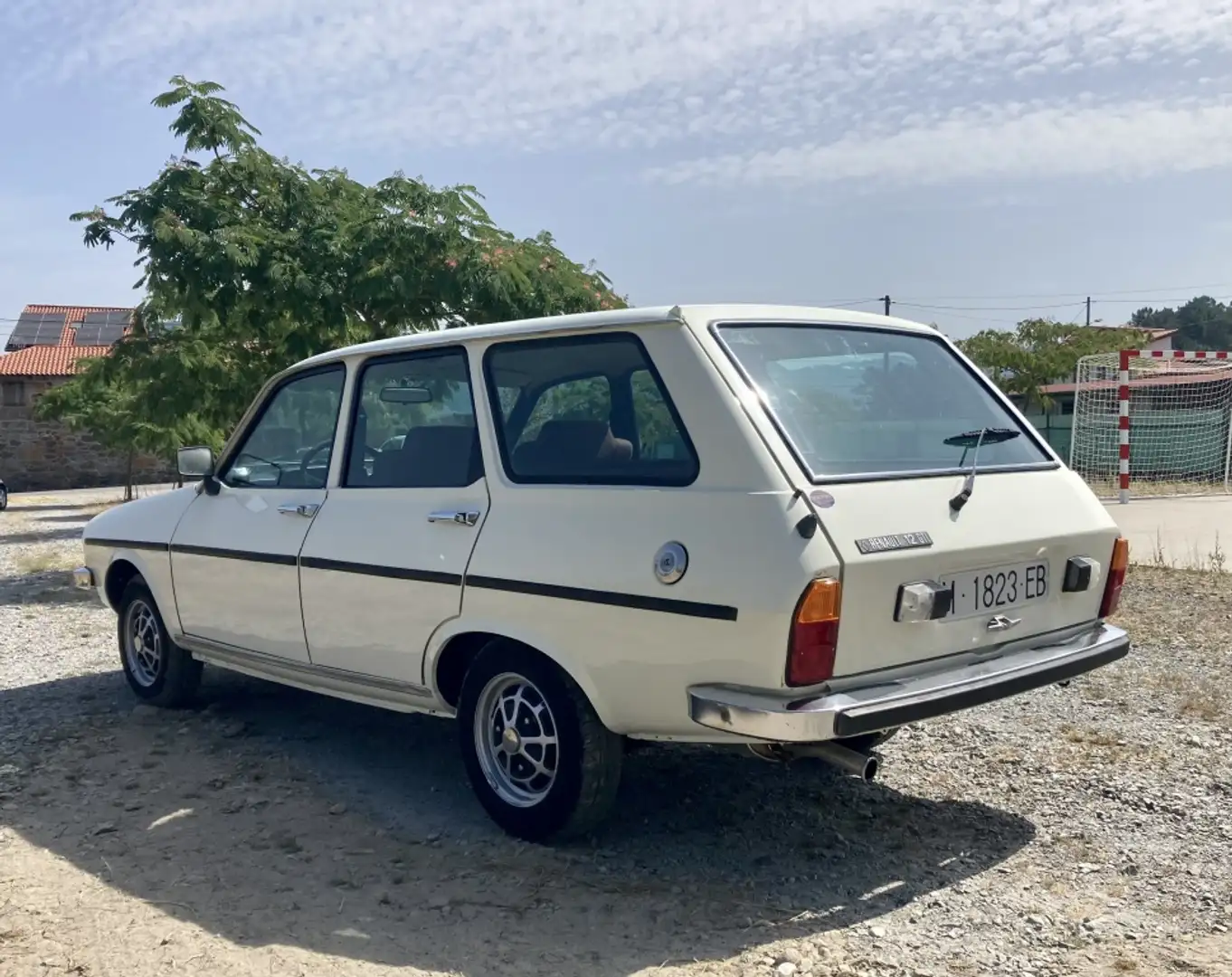 Renault RENAULT R12 Familiar  Manual de 5 Puertas Wit - 2