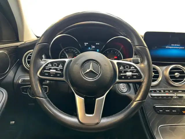 Mercedes-Benz C view 12