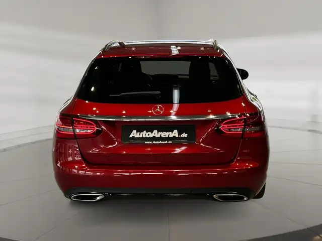 Mercedes-Benz C view 5