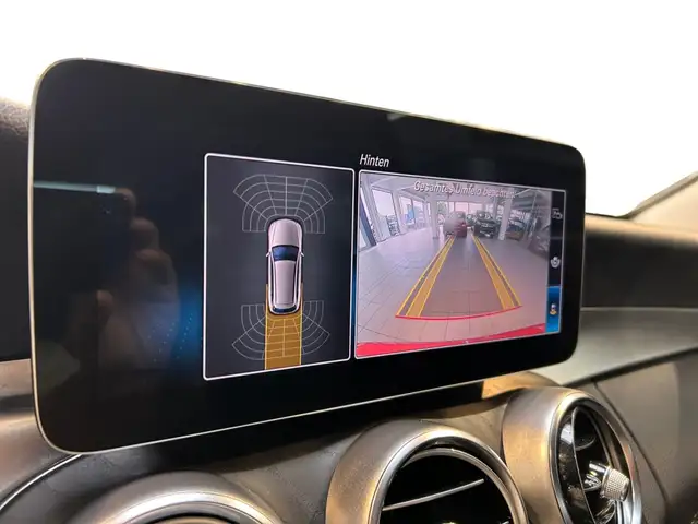 Mercedes-Benz C view 15