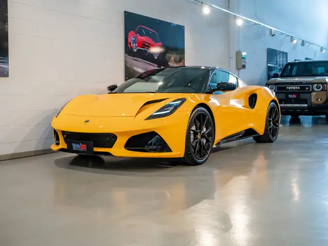 Lotus Emira 2.0 I4 First Edition dct+solo300KM+alcantare+tagliandi+IVA esposta+uff. Italia
