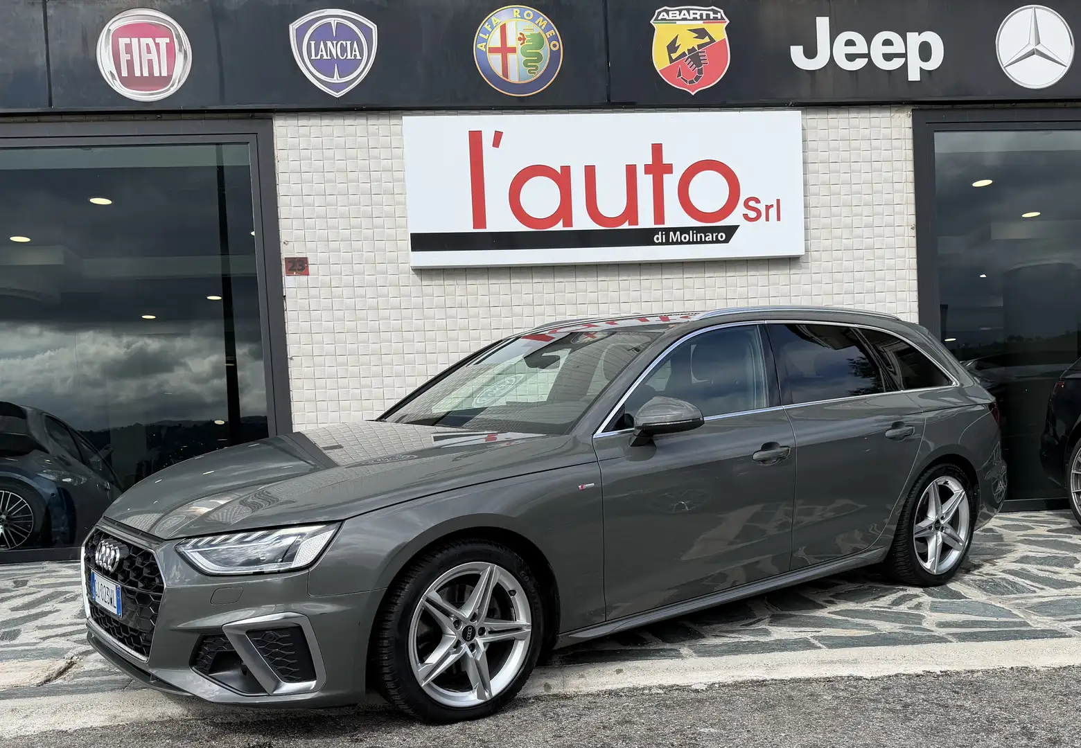 Audi A4 A4 Avant 35 2.0 tdi mhev S Line 2X Grau - 1