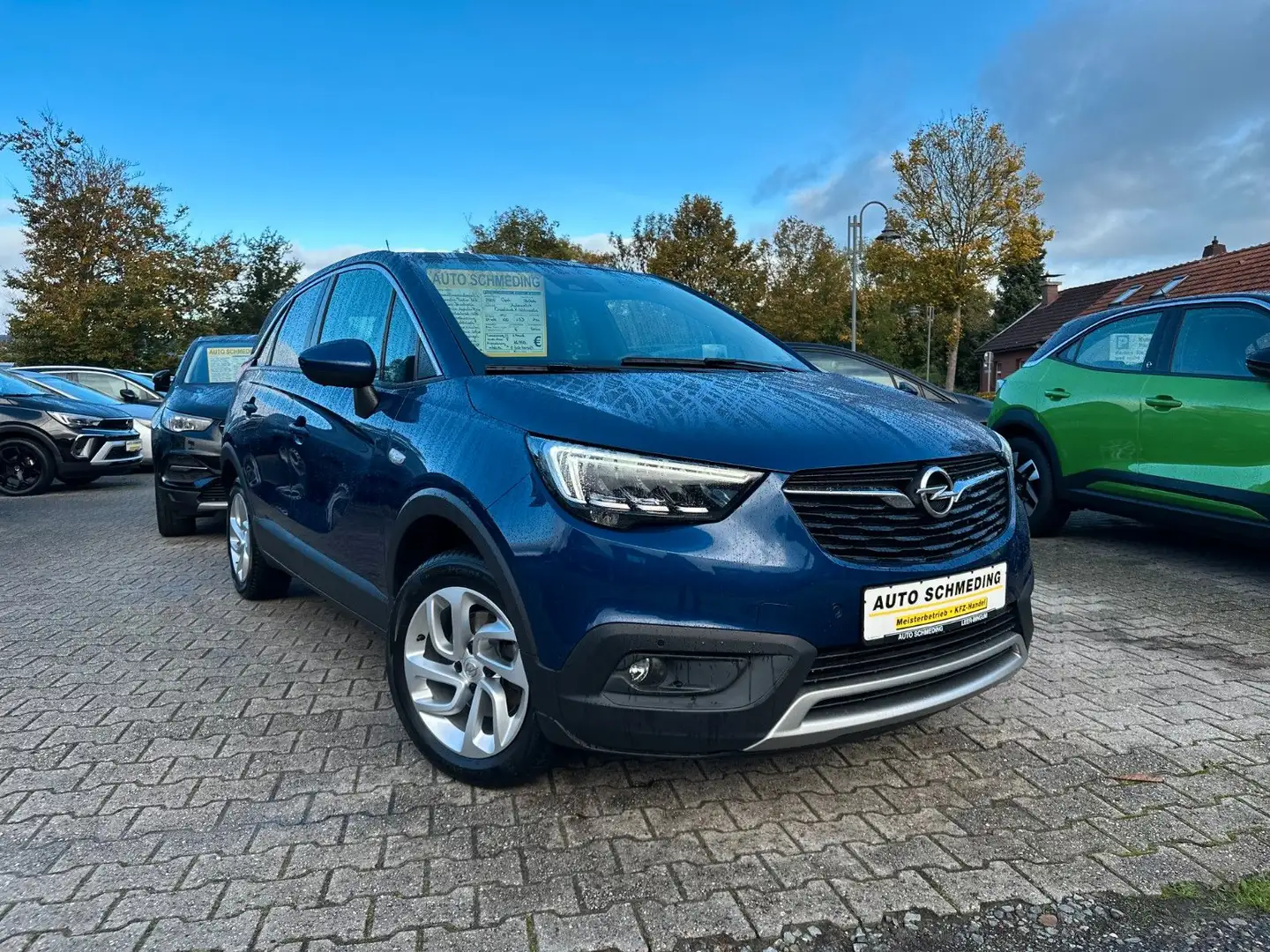 Opel Crossland X 1.5D Ultimate Automatik 57tkm/ Blau - 1