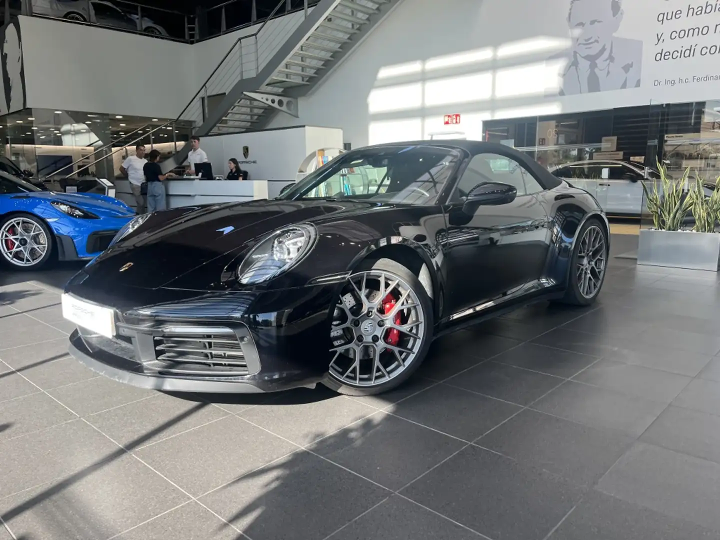 Porsche 992 Carrera 4S Cabriolet PDK Noir - 1