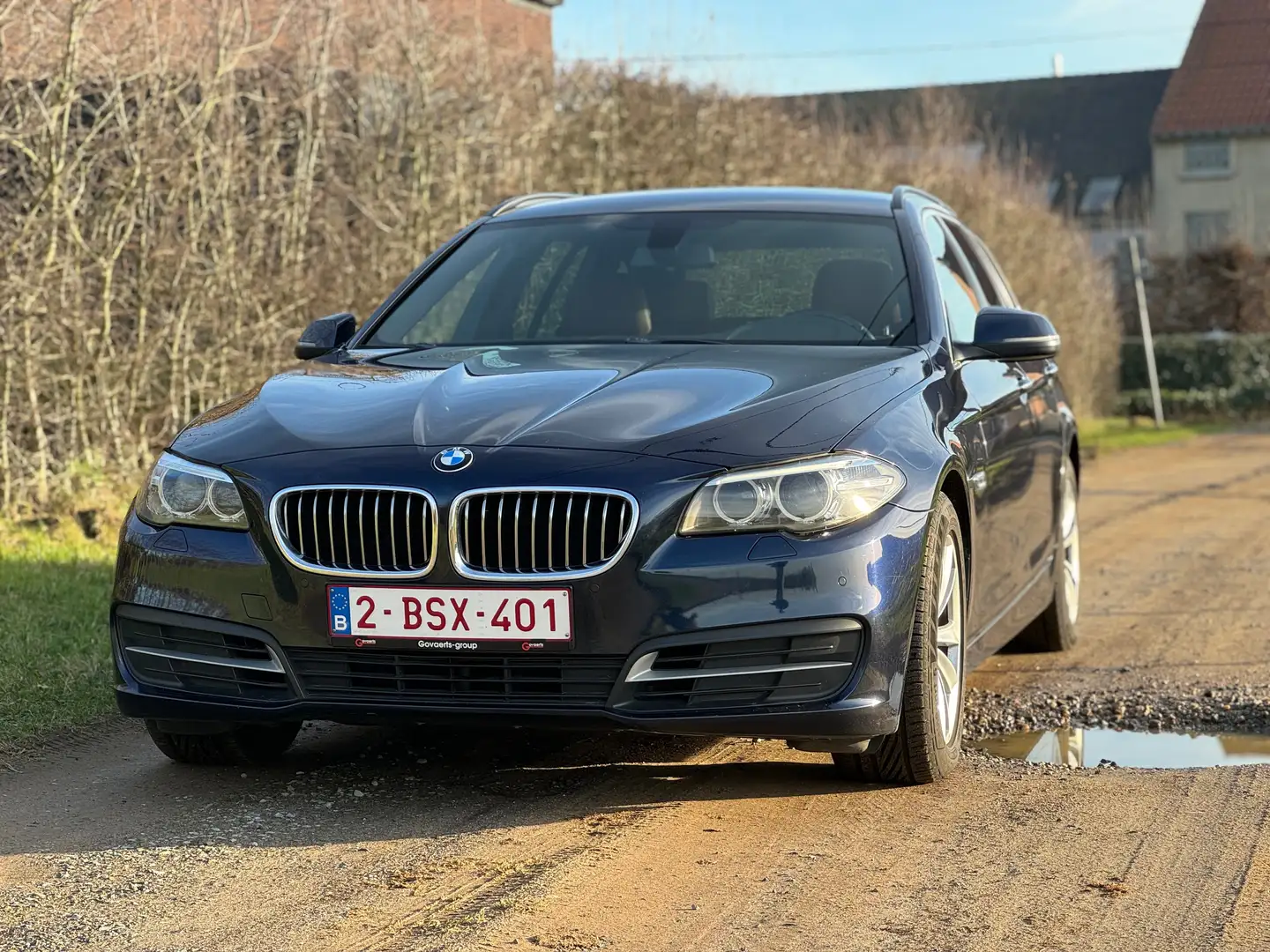 BMW 520 520d Touring Aut. Luxury Line Blauw - 1