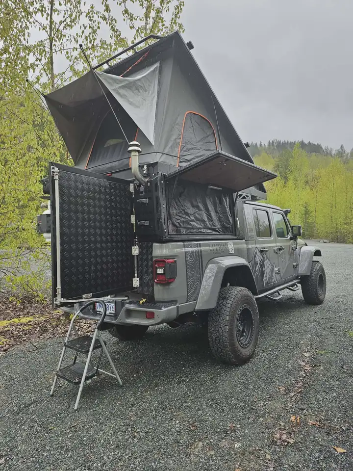 Jeep Gladiator снимка Jeep Gladiator