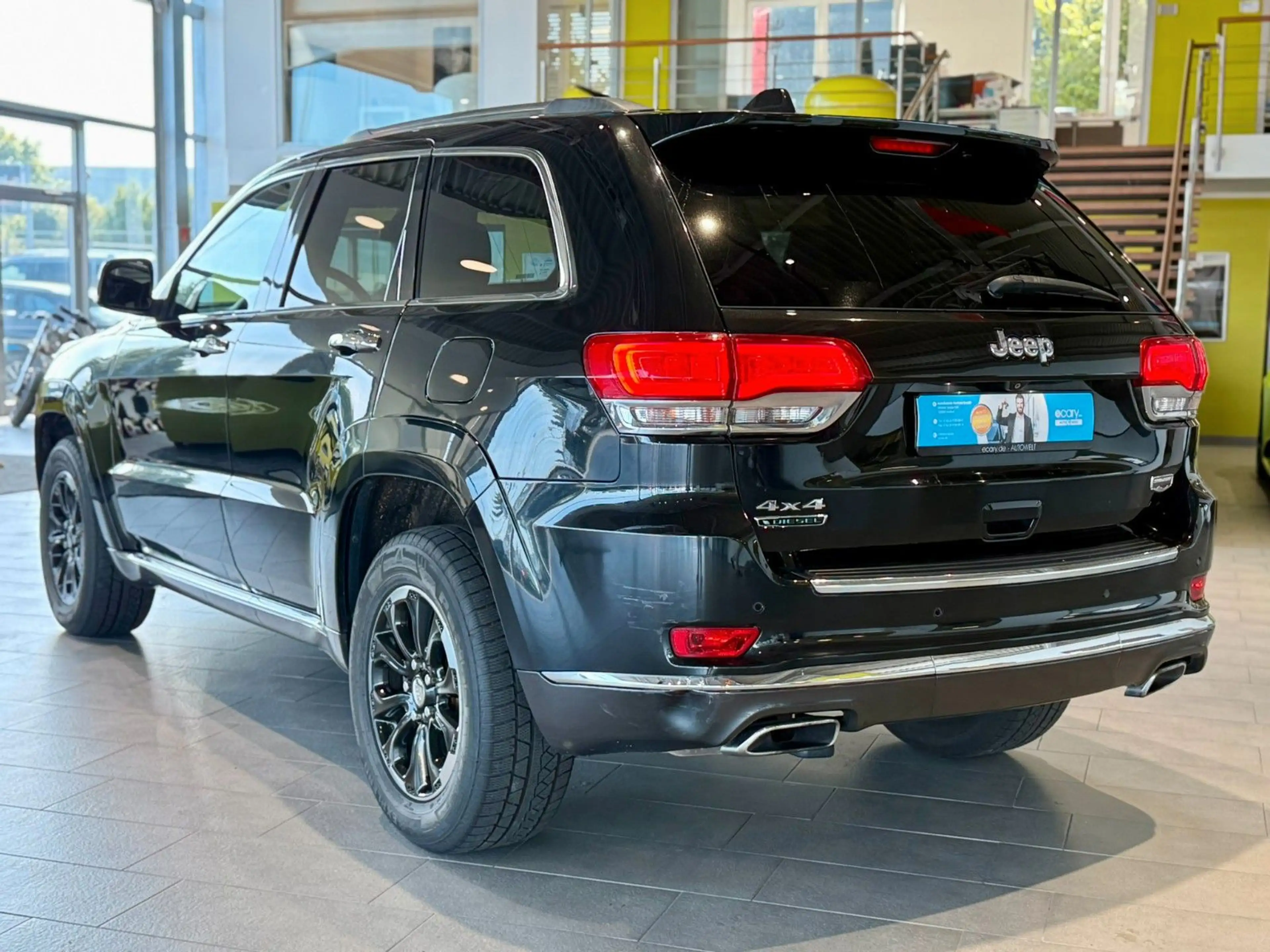Jeep Grand Cherokee 3.0 CRD Summit*AHK*ACC*Sitzbel.* — photo 3