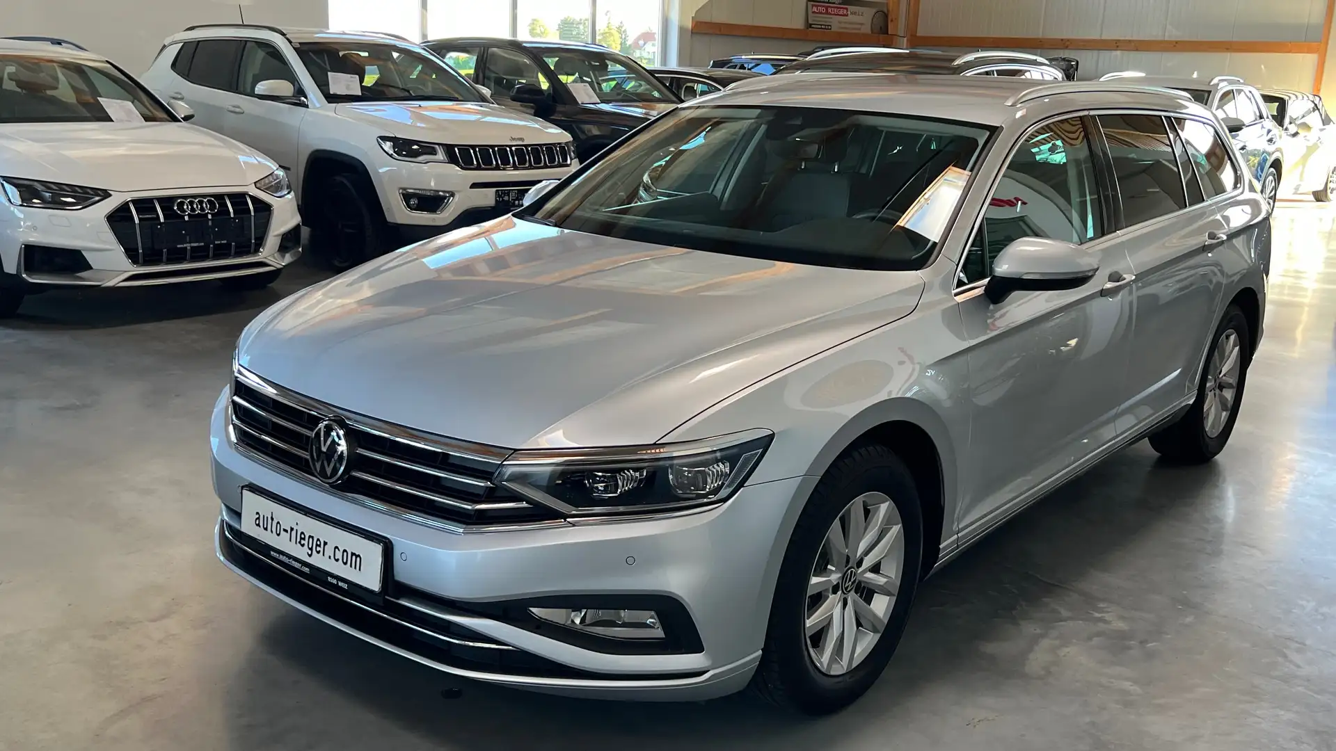 Volkswagen Passat Variant Business TDI DSG LED, ACC, Kamera, GARANTIE Beige - 2