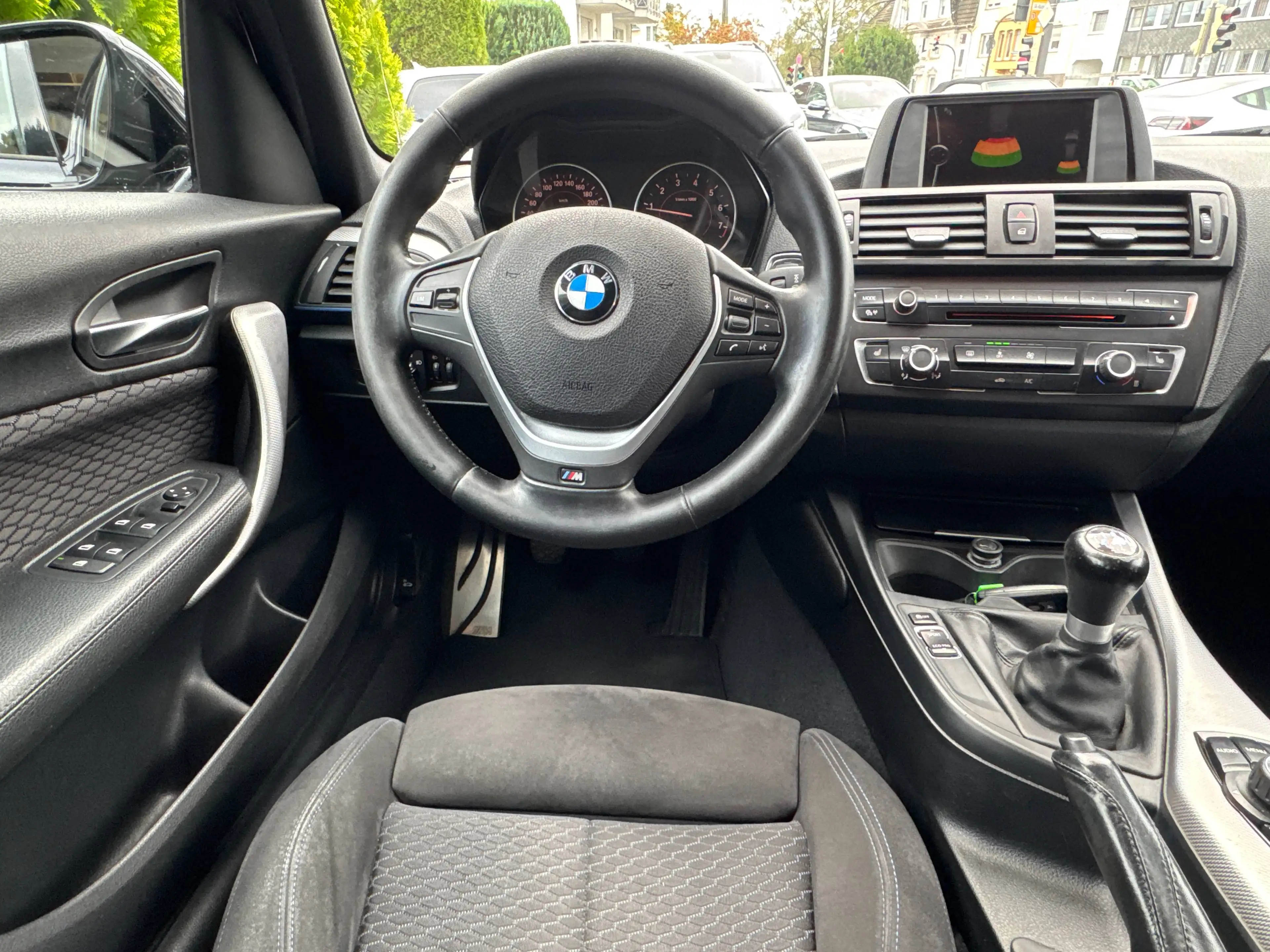 BMW 116 116 i M-Paket — photo 10