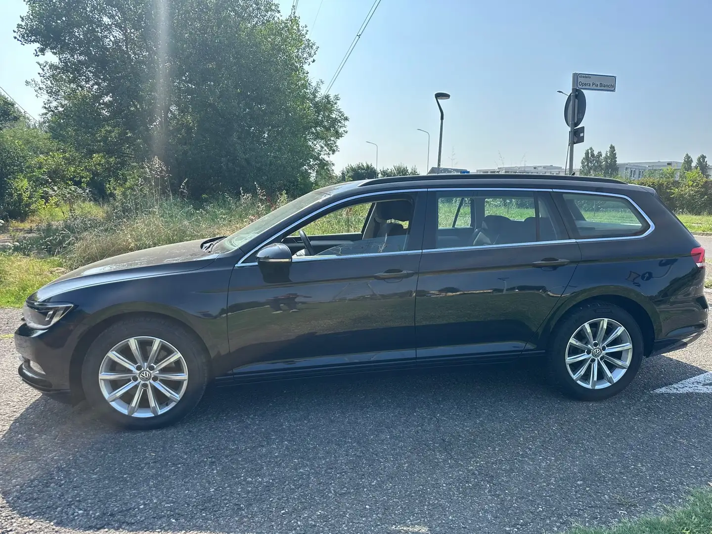 Volkswagen Passat Variant 2.0 tdi Comfortline 150cv dsg EURO 6B Noir - 1