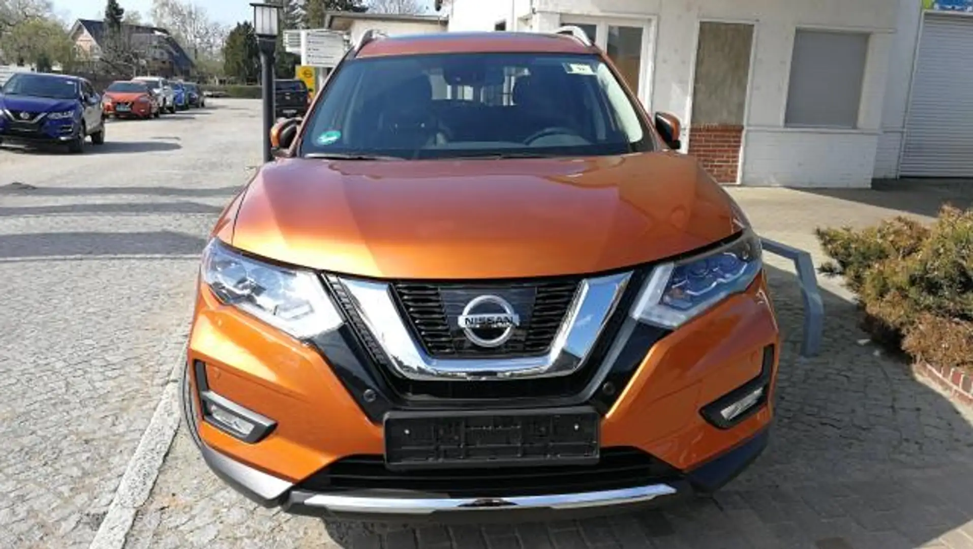 Nissan X-Trail TEKNA, AUTOMATIK Orange - 2