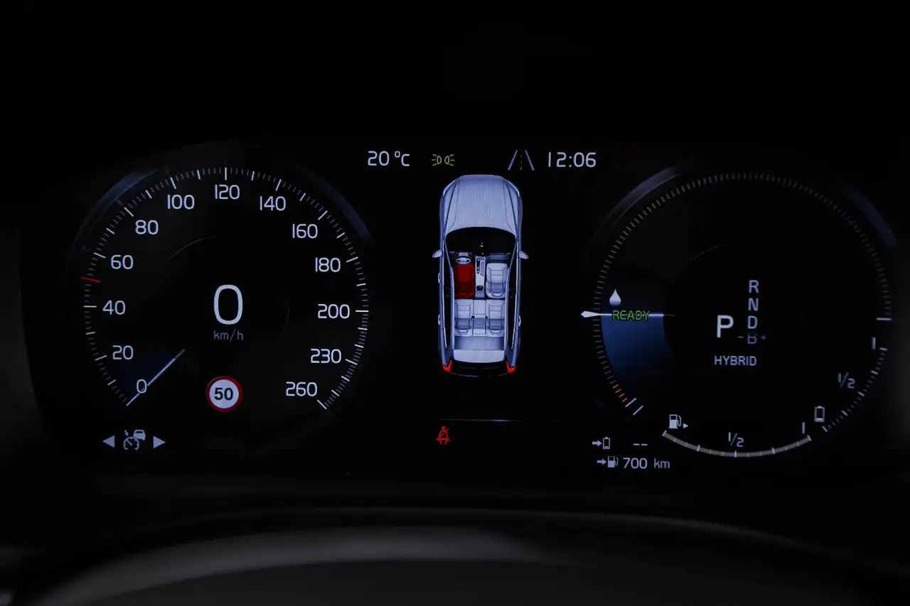 Volvo XC60 2.0 Recharge T6 AWD R-Design Trekhaak Panoramada, миниатюра 28