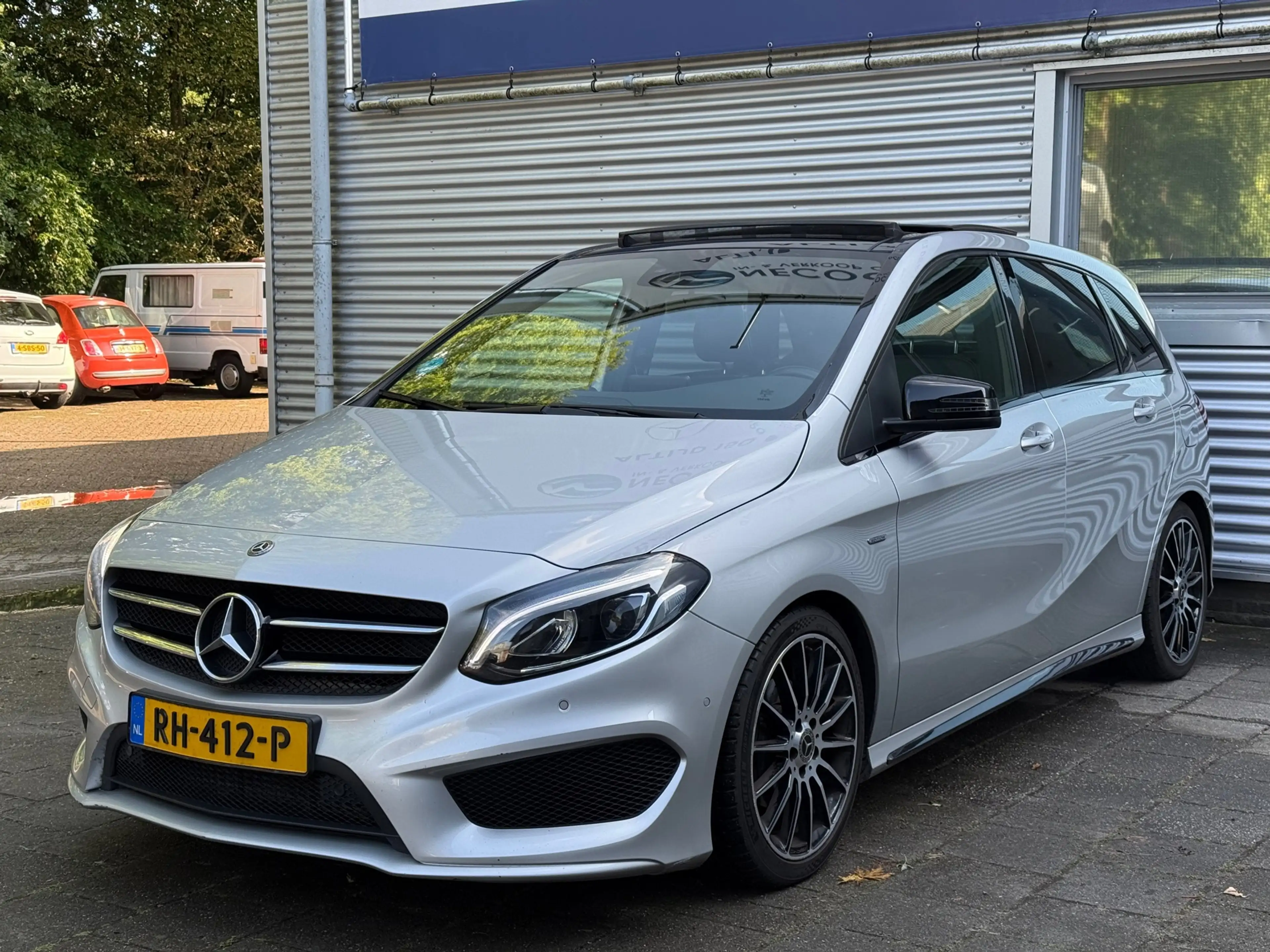 Mercedes-Benz B 180 Business Solution AMG l Pano l Automaat l Cruise l — photo 5
