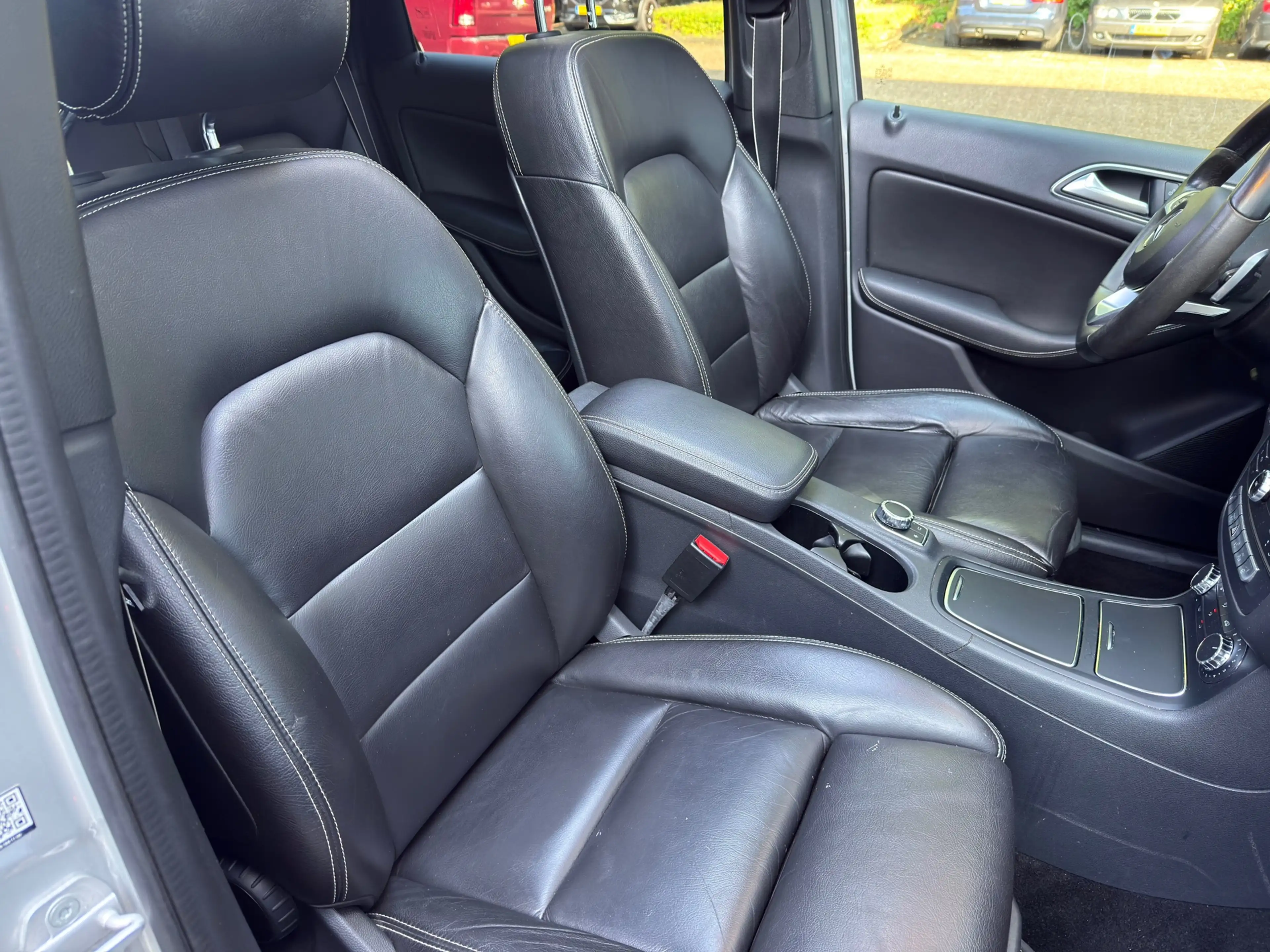 Mercedes-Benz B 180 Business Solution AMG l Pano l Automaat l Cruise l — photo 7