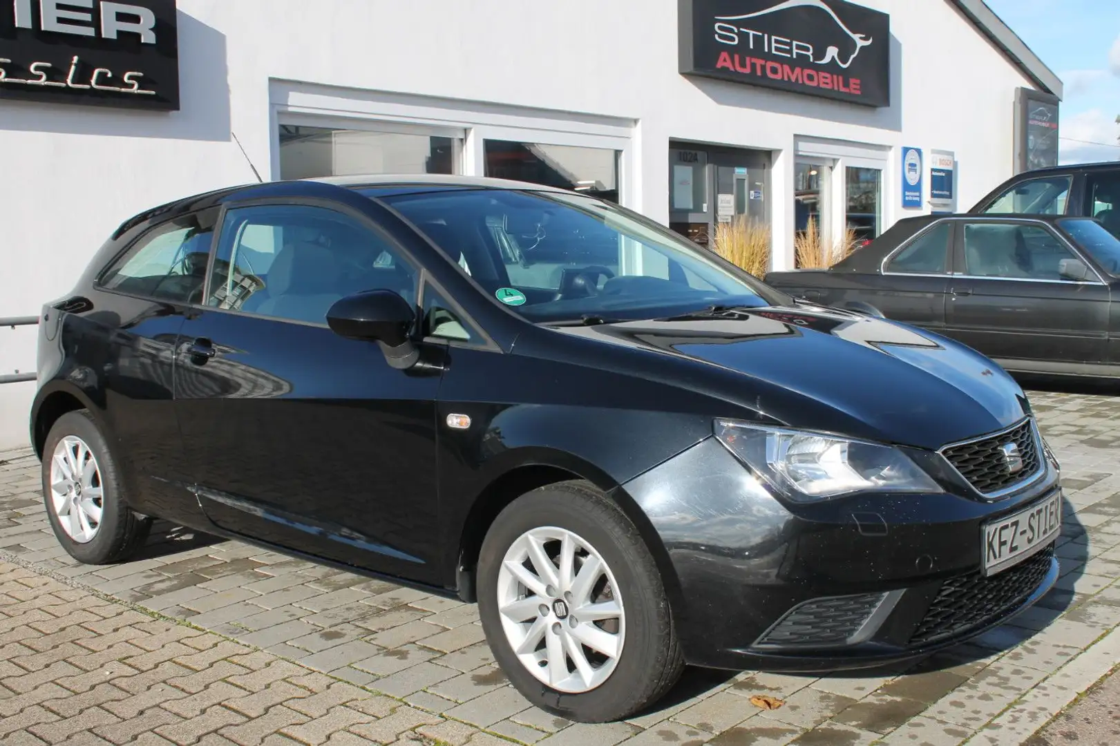 SEAT Ibiza SC Style Salsa Schwarz - 2