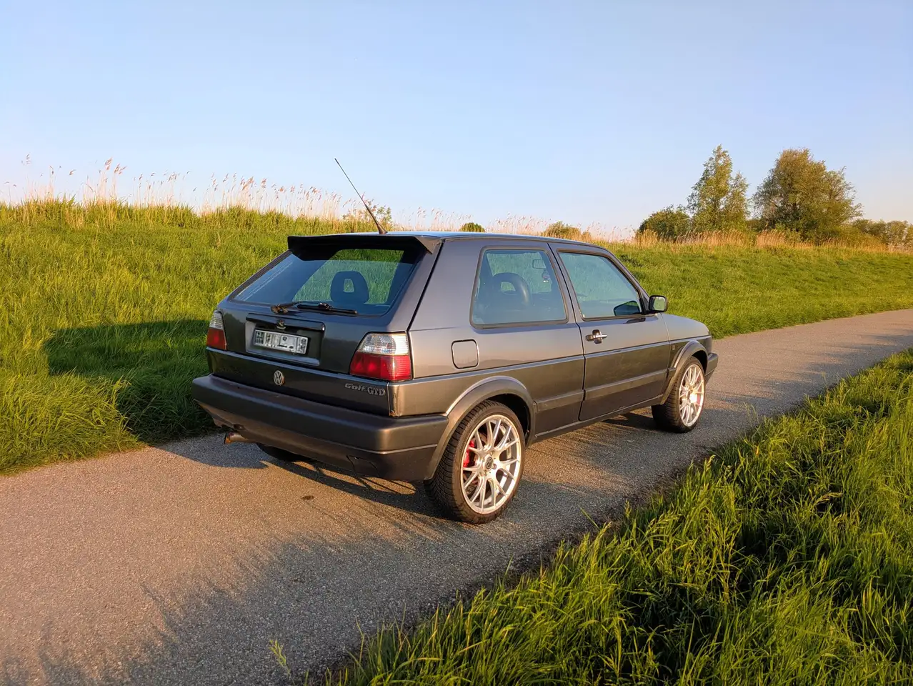 Volkswagen Golf GTD 2.0 TDI, foto 3