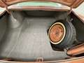 Chrysler New Yorker Deluxe Hardtop Gold - thumbnail 30