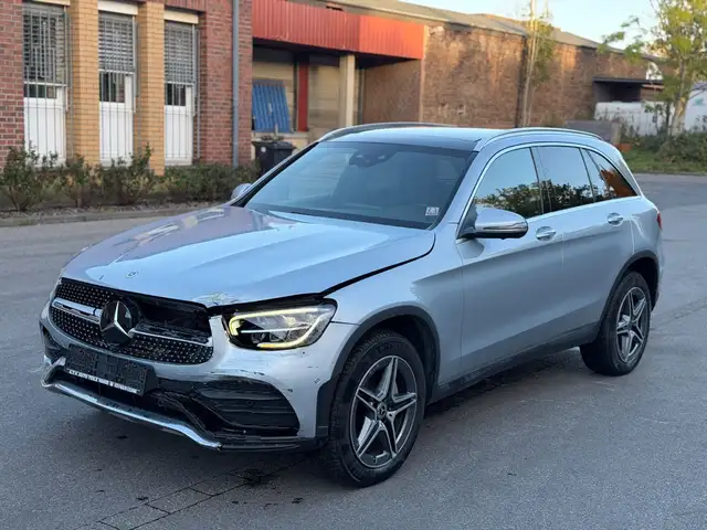 Mercedes-Benz GLC 300 de AMG Panorama 360 KeyGo AHK Distronik