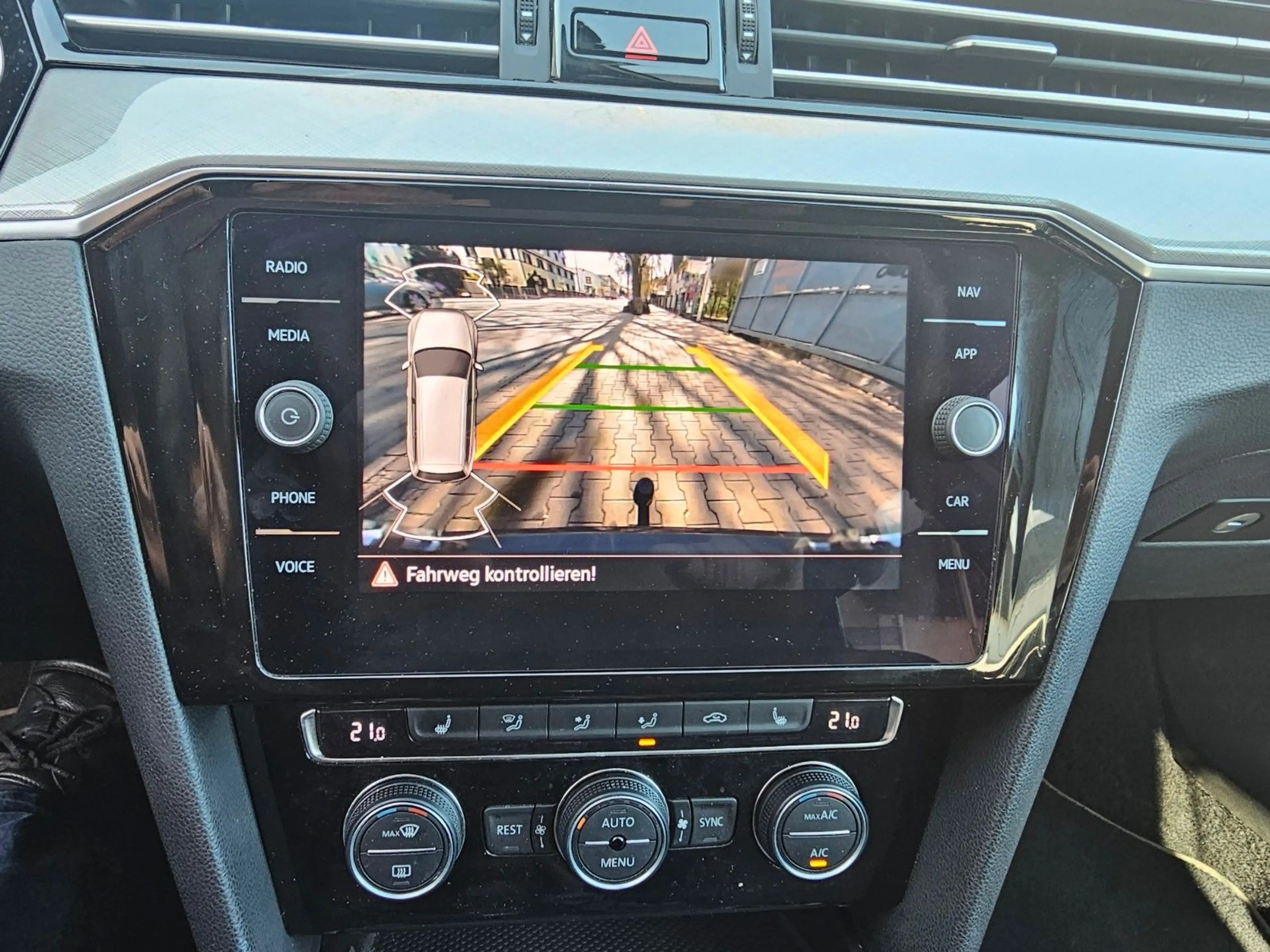 Volkswagen Passat Variant Business,Auto,Klimaaut,NAV,Kamira — photo 22
