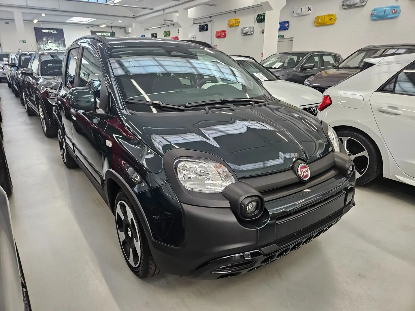 Fiat New Panda Pandina 1.0 hybrid s&s 70cv Zelená - 1