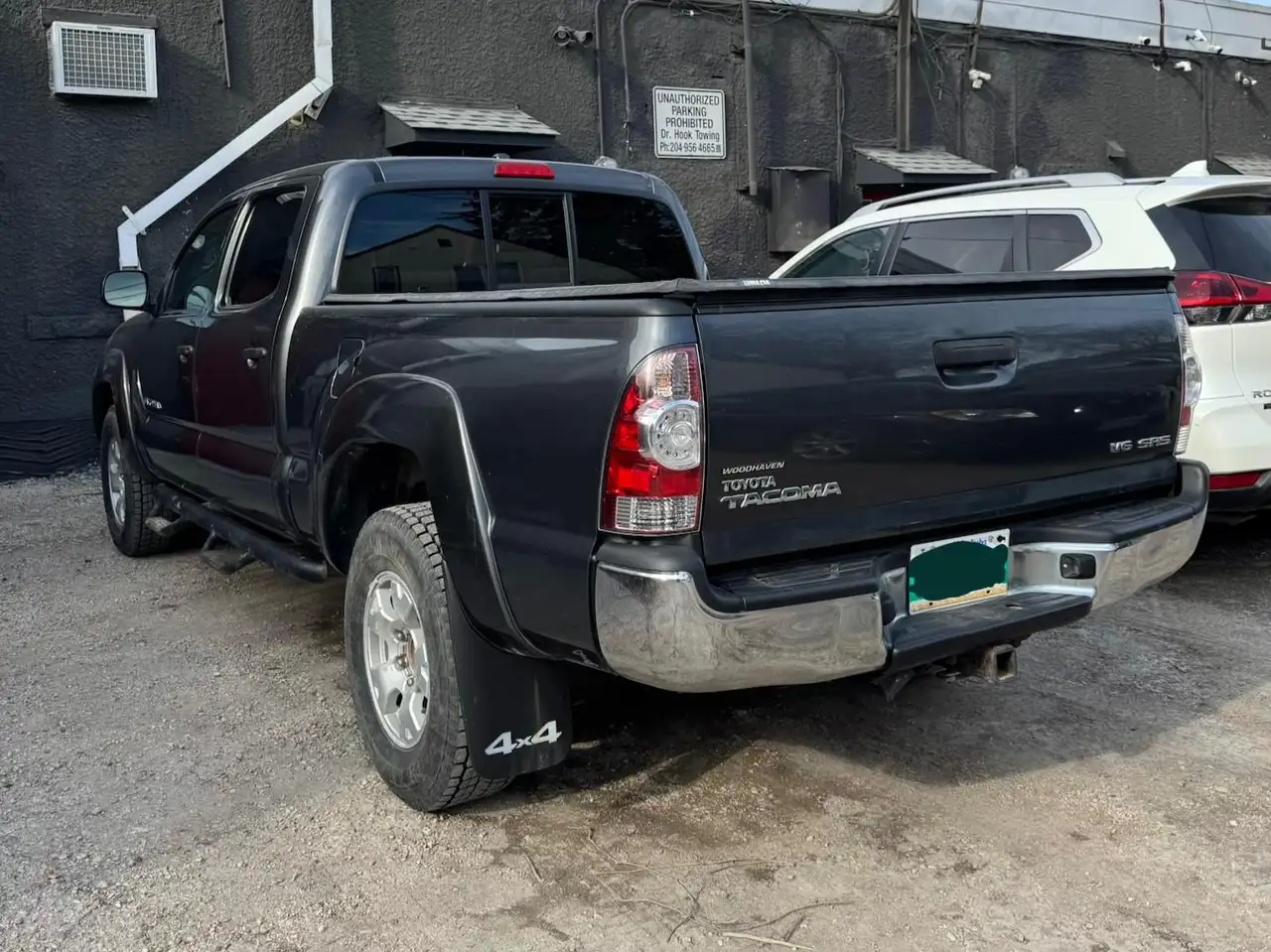 Toyota Tacoma снимка Toyota Tacoma