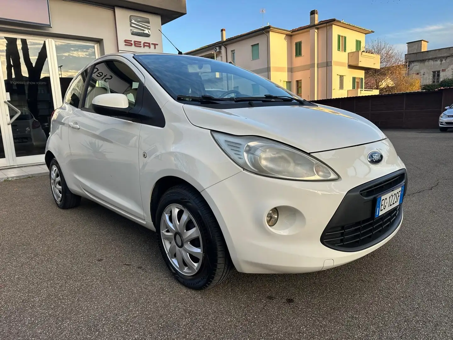 Ford Ka/Ka+ Ka II 3p 2009 Ka 1.2 + 69cv E5 OTTIMA Weiß - 2