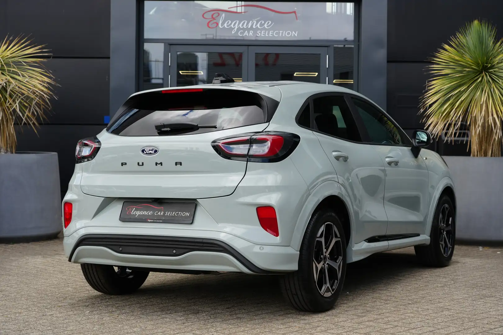 Ford Puma 1.0 EcoBoost Hybrid ST-Line 125pk Navigatie/Stoelv Gri - 2