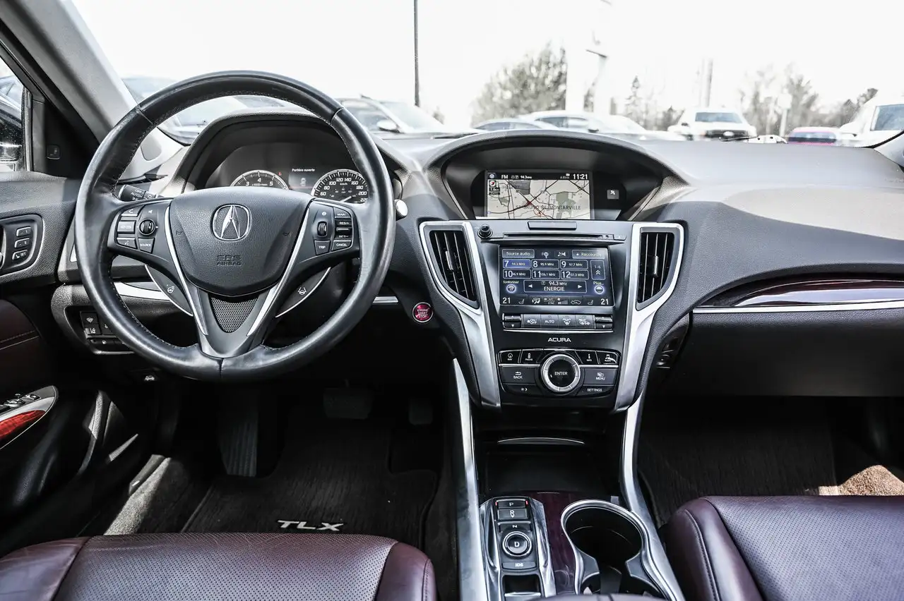 Acura TLX снимка Acura TLX