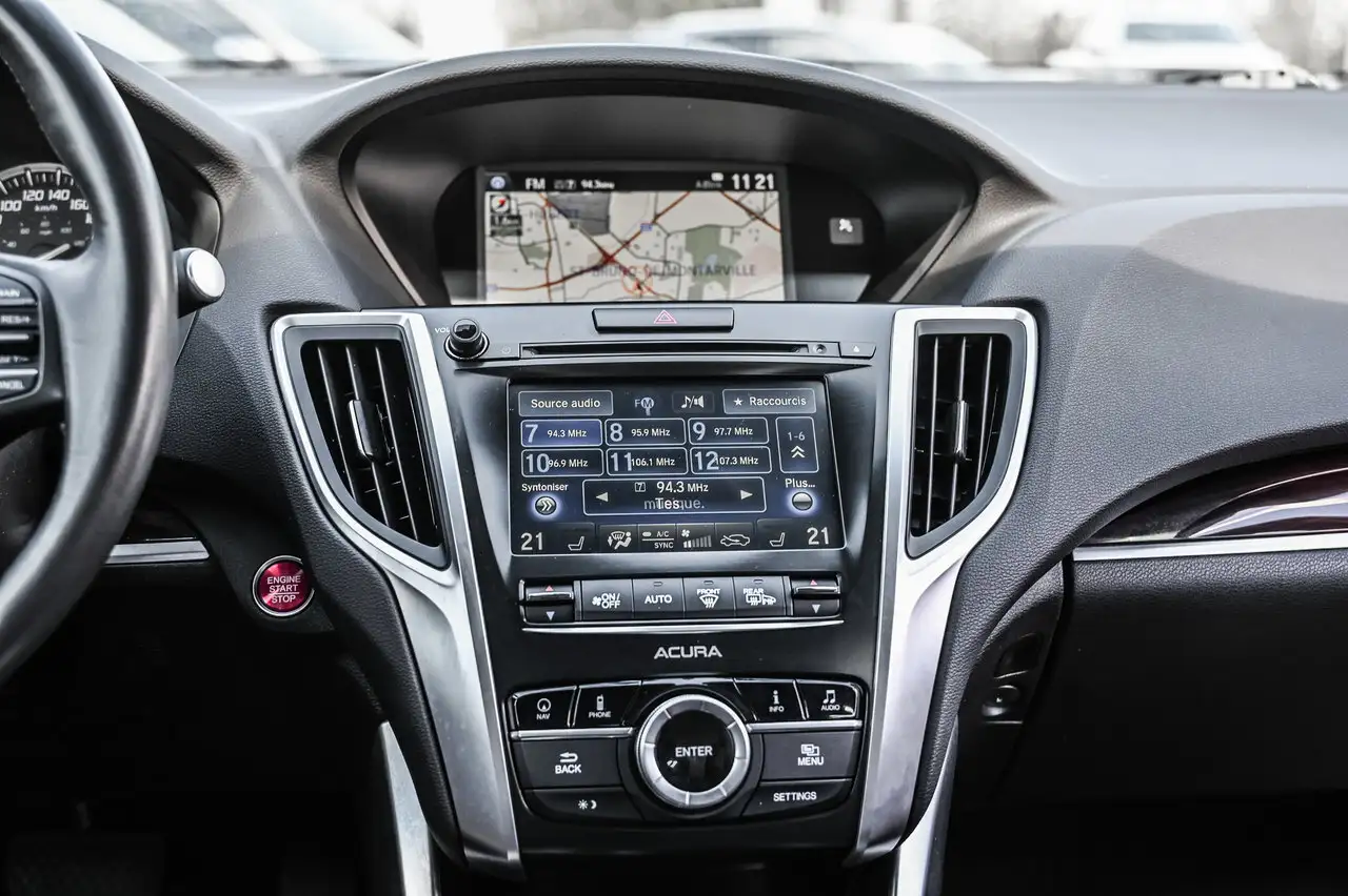 Acura TLX снимка Acura TLX
