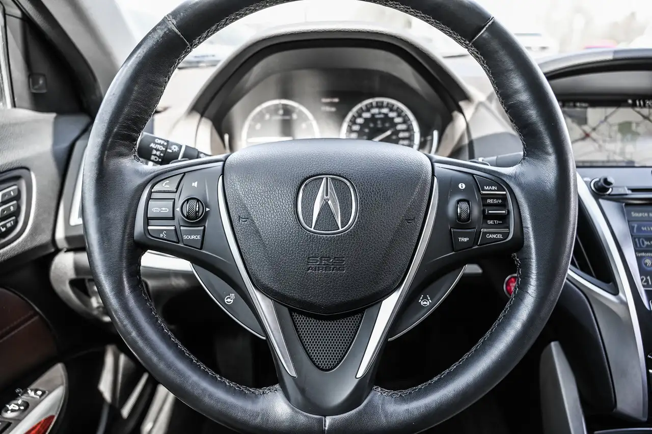 Acura TLX снимка Acura TLX