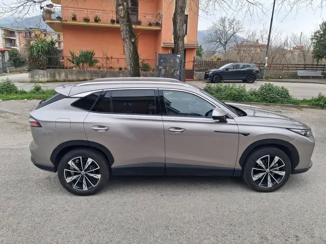 MG HS HS II 2024 1.5 Luxury auto