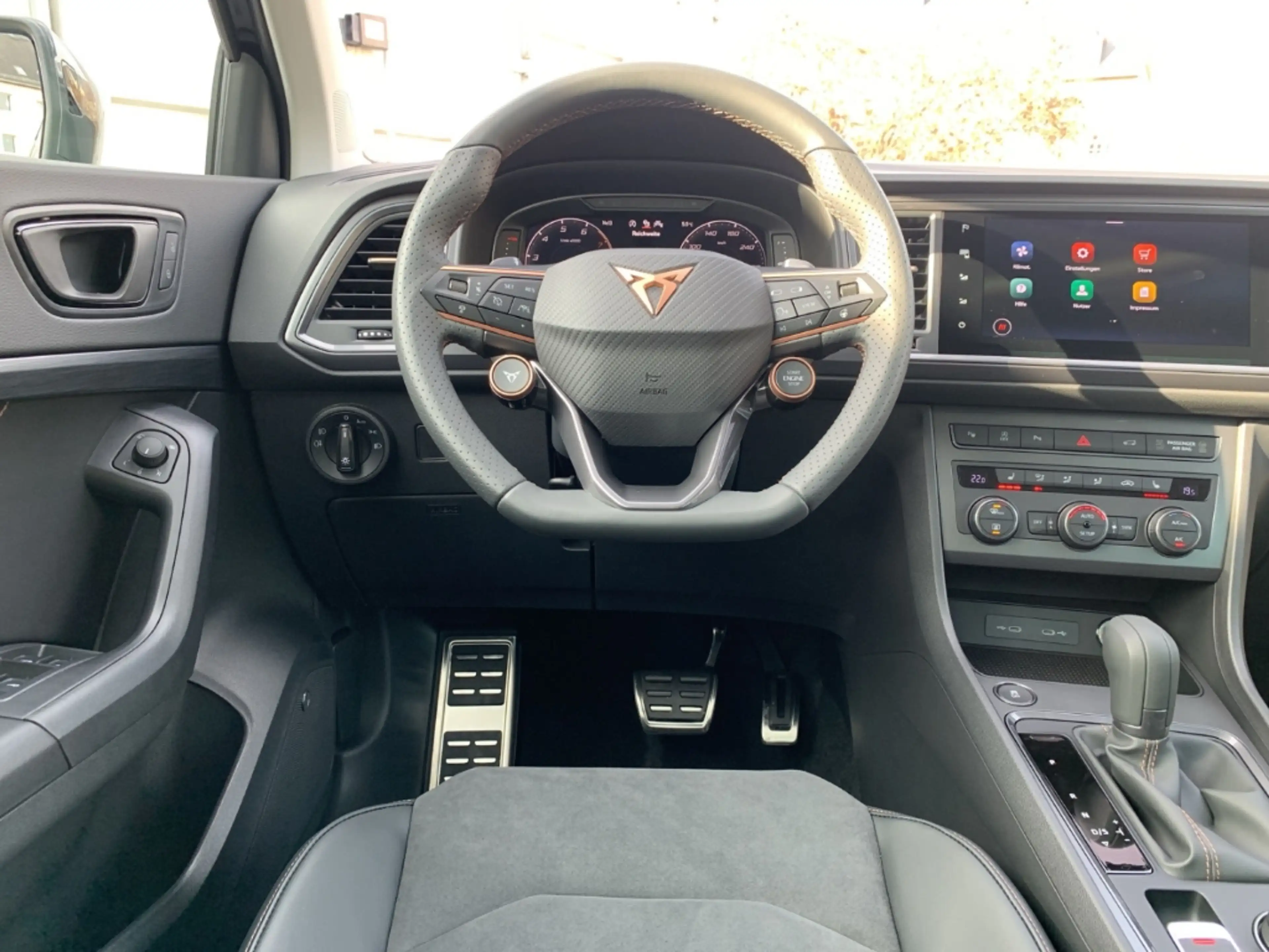 CUPRA Ateca 1.5 TSI DSG NAVI+ACC+LED+SHZ+KAMERA+19 — photo 15