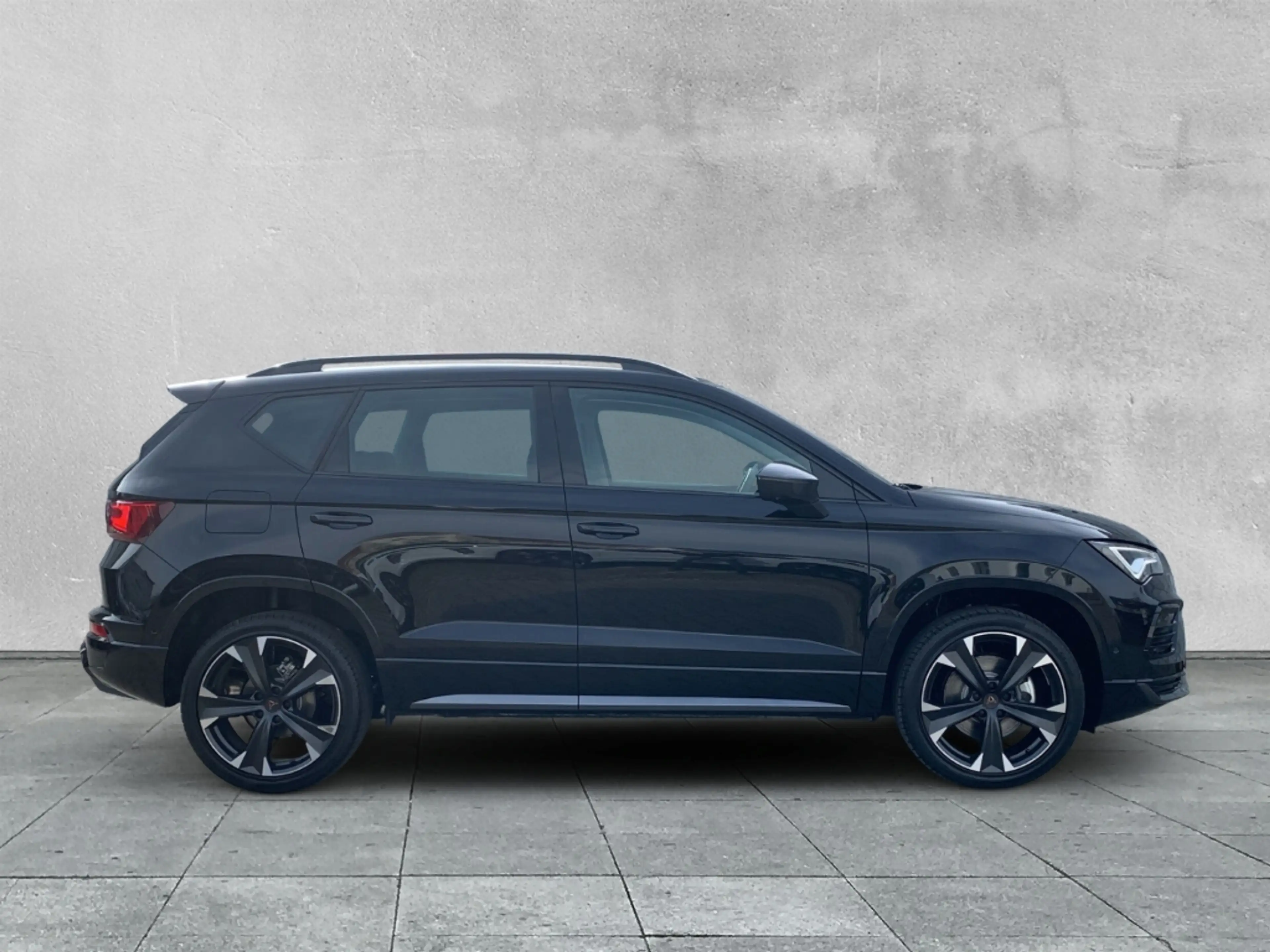 CUPRA Ateca 1.5 TSI DSG NAVI+ACC+LED+SHZ+KAMERA+19 — photo 6