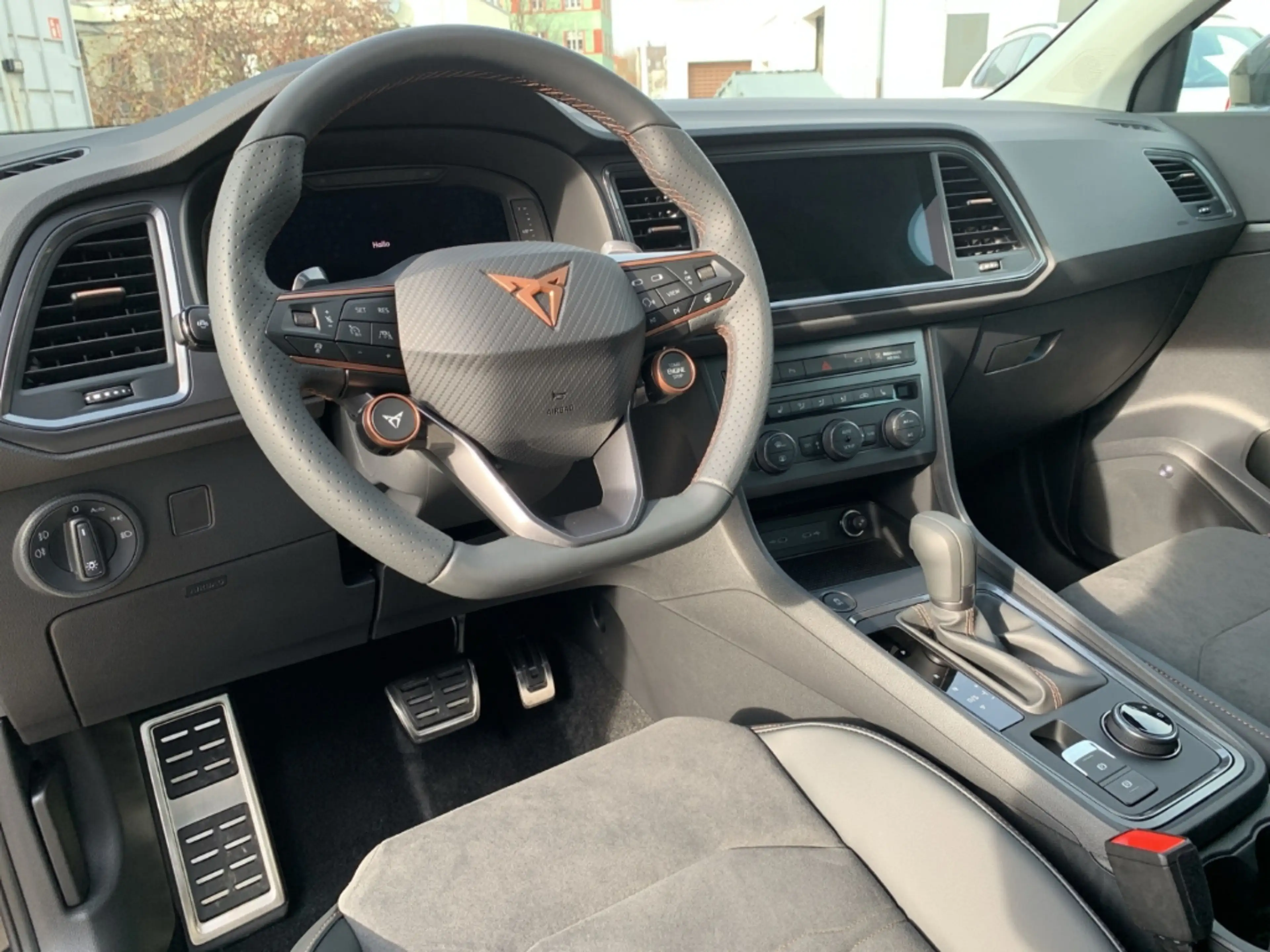 CUPRA Ateca 1.5 TSI DSG NAVI+ACC+LED+SHZ+KAMERA+19 — photo 10