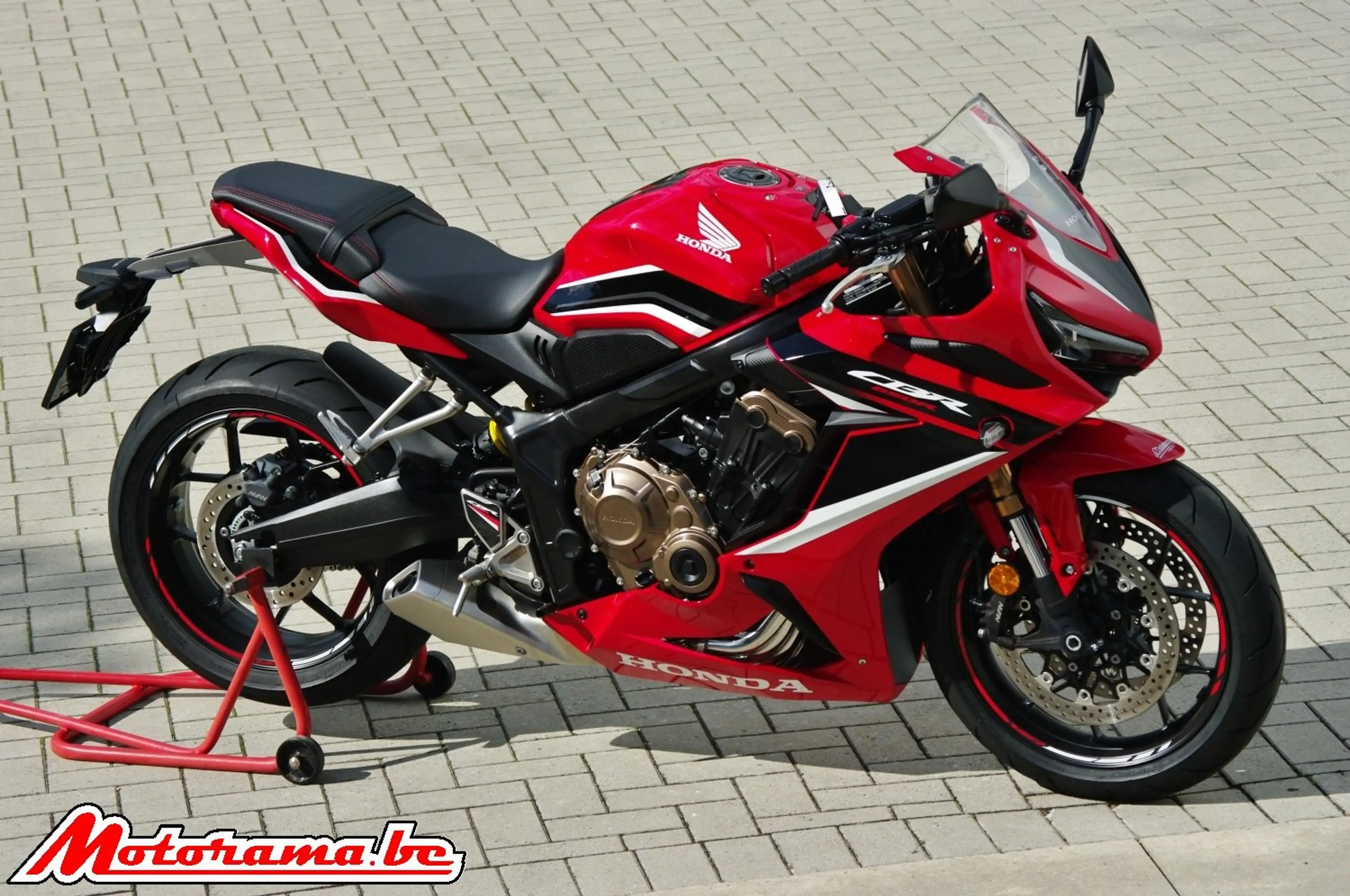 Honda CBR 650 R A2