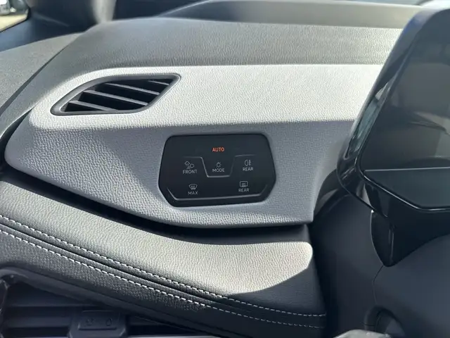 Volkswagen Id.3 view 14