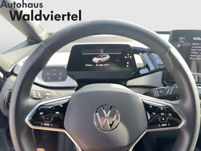 Volkswagen Id.3 view 10