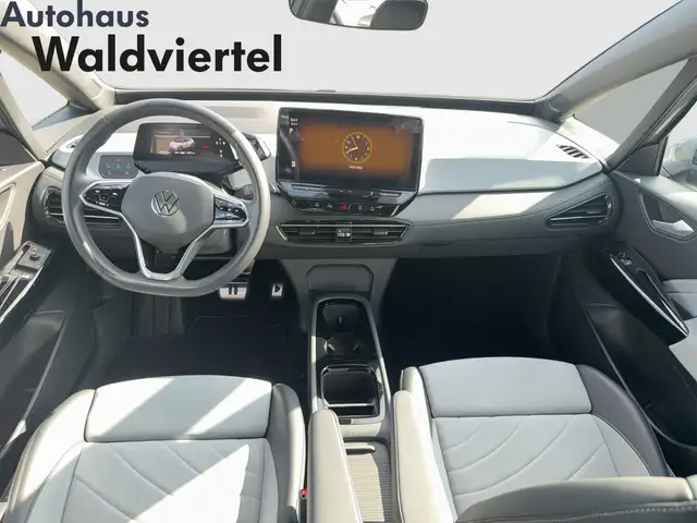 Volkswagen Id.3 view 9